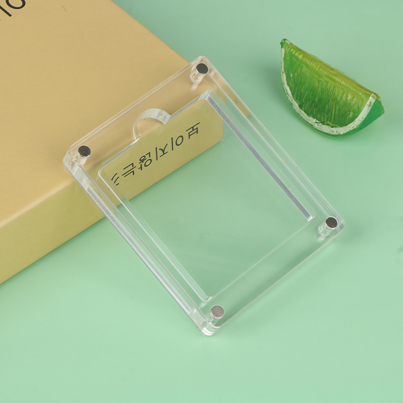 Przezroczyste pudełko na kartr – Gaming Console Display Case recenzja i cena