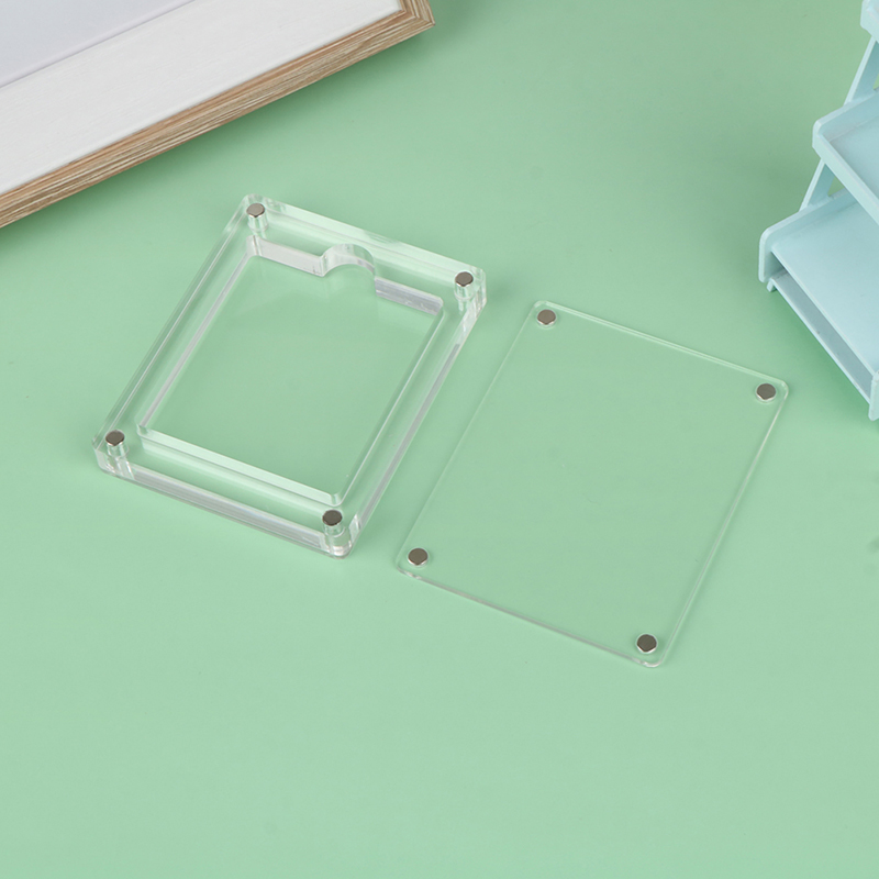Przezroczyste pudełko na kartr – Gaming Console Display Case recenzja i cena